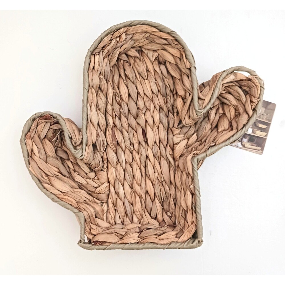 NWT Woven Straw Cactus Shaped Decorative Serving Tray RGI Home 14"